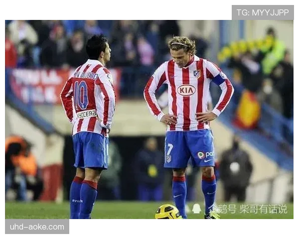 格拉纳达对阵毕尔巴鄂,上半场因频繁转换导致比赛节奏极快 格拉纳达对阵毕尔巴鄂,上半场因频繁转换导致比赛节奏极快